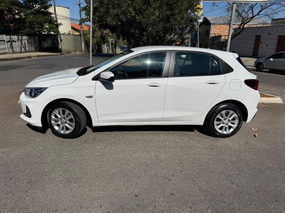 Chevrolet Onix Hatch