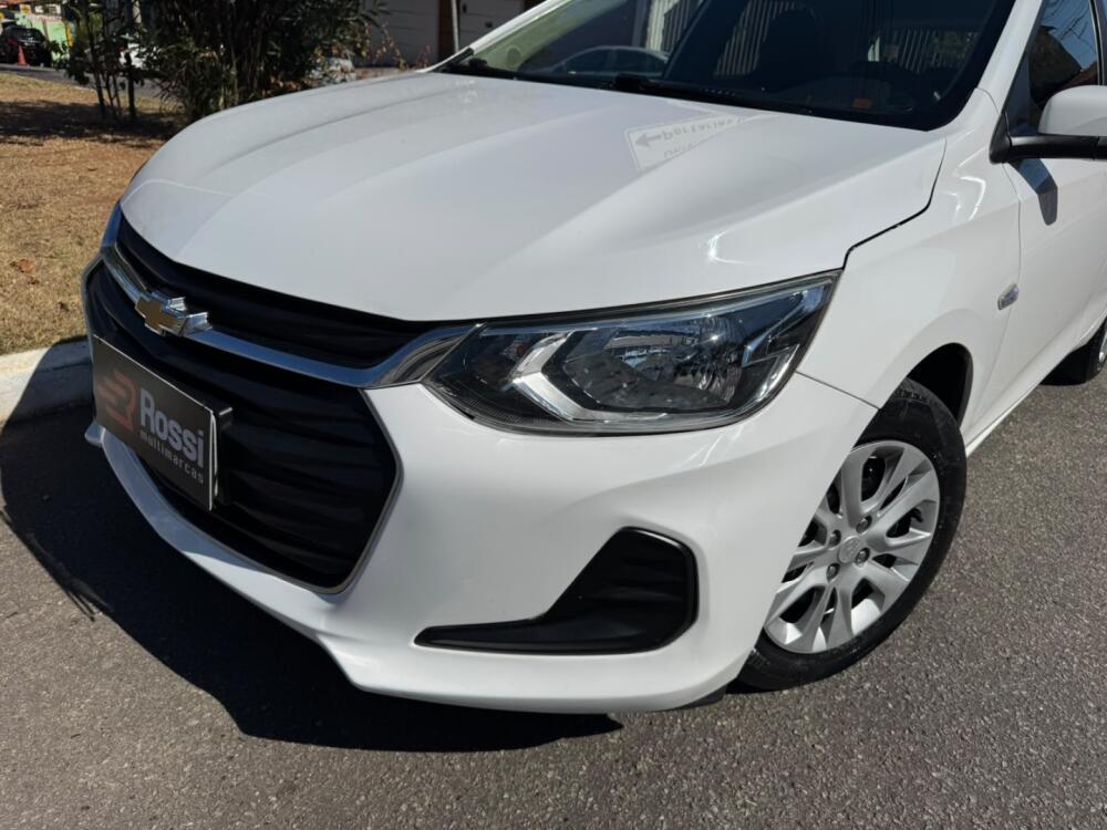 Chevrolet Onix Hatch
