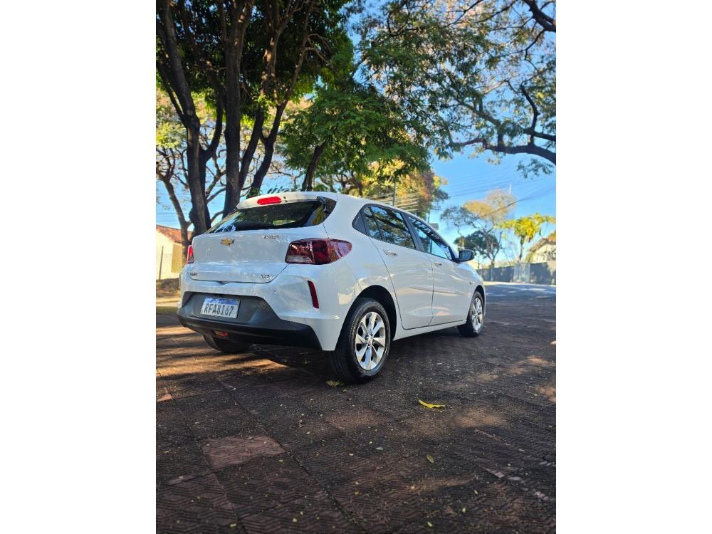 Chevrolet Onix Hatch