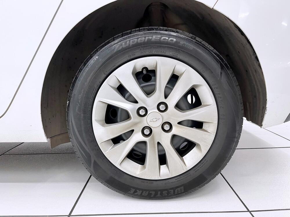 Chevrolet Onix Hatch