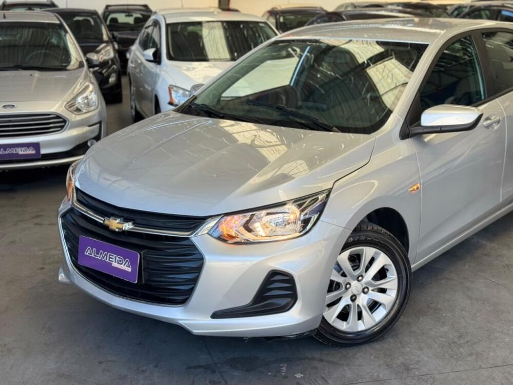 Chevrolet Onix Hatch