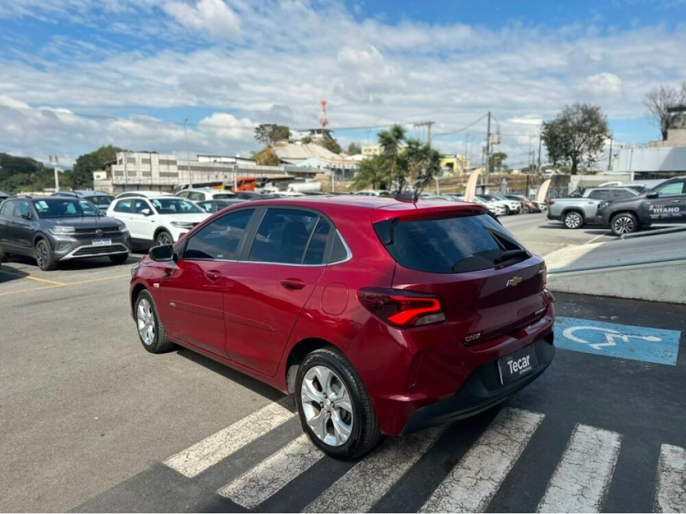 Chevrolet Onix Hatch