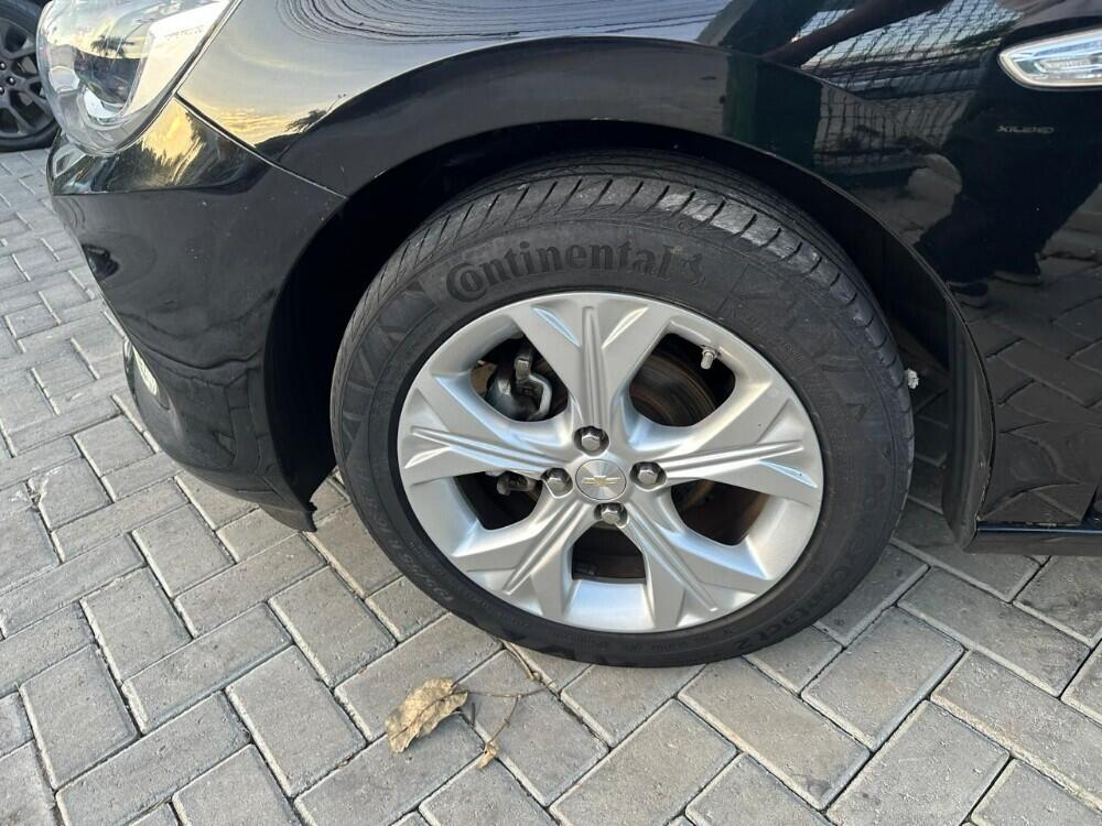 Chevrolet Onix Hatch