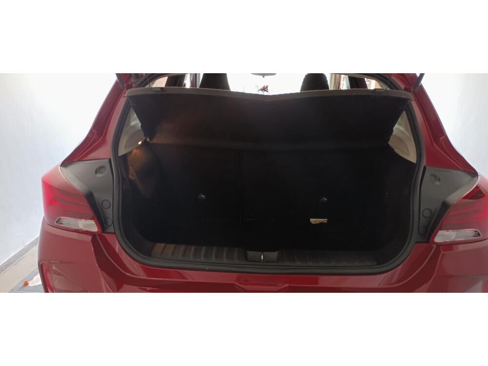 Chevrolet Onix Hatch