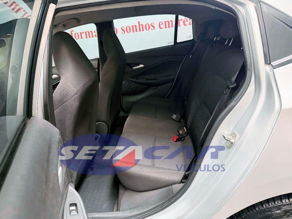 Chevrolet Onix Hatch