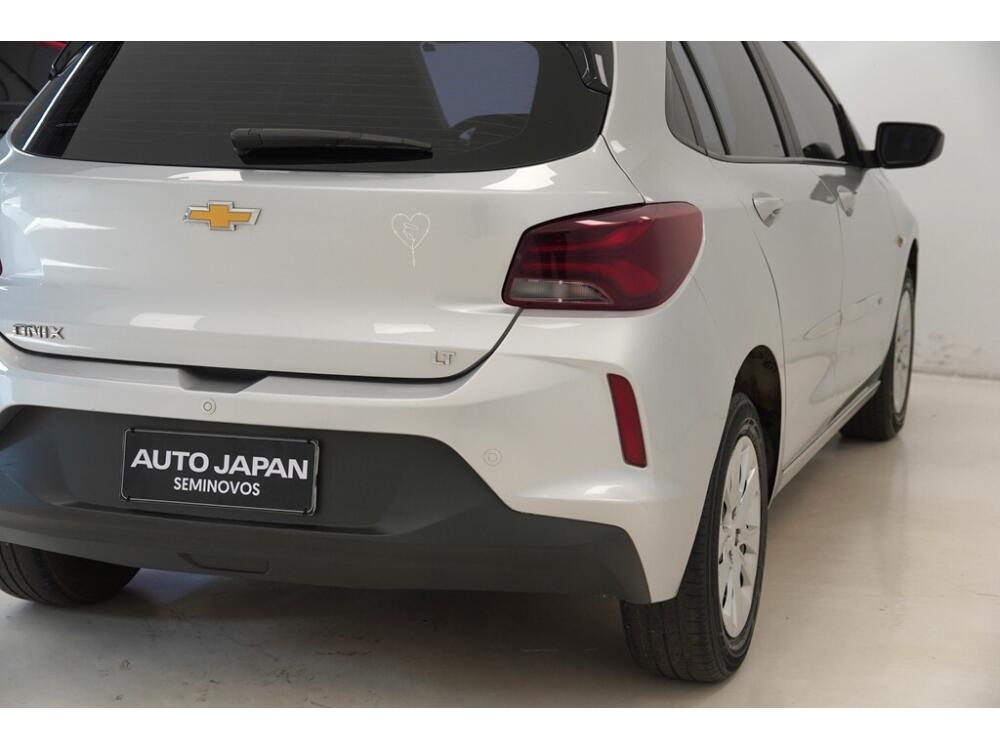 Chevrolet Onix Hatch