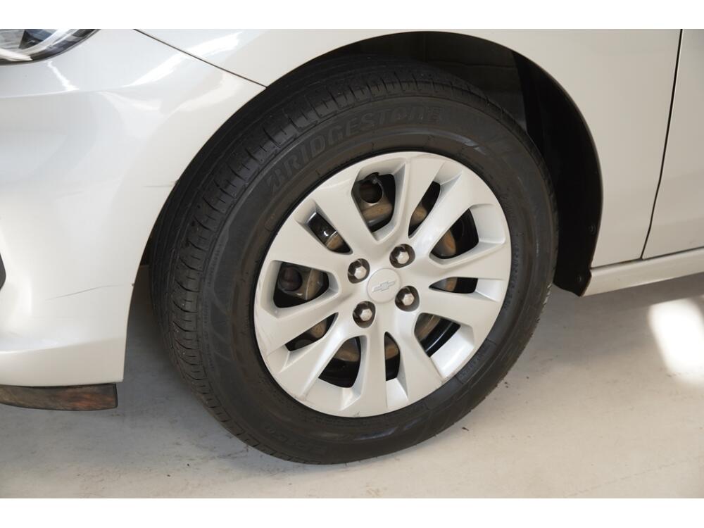 Chevrolet Onix Hatch