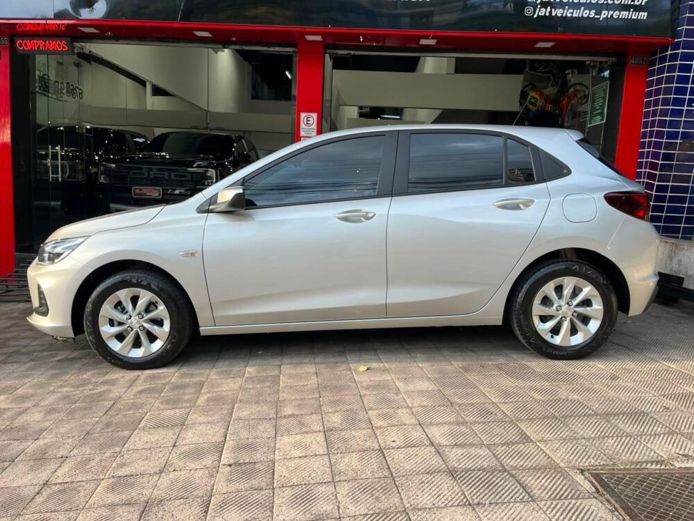 Chevrolet Onix Hatch