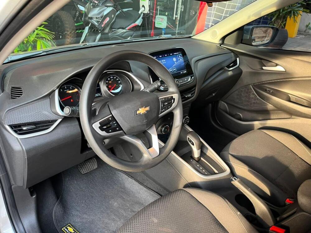 Chevrolet Onix Hatch