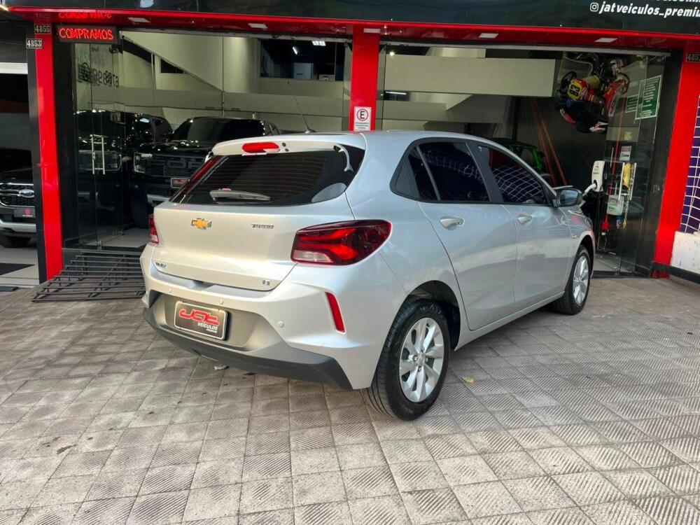 Chevrolet Onix Hatch