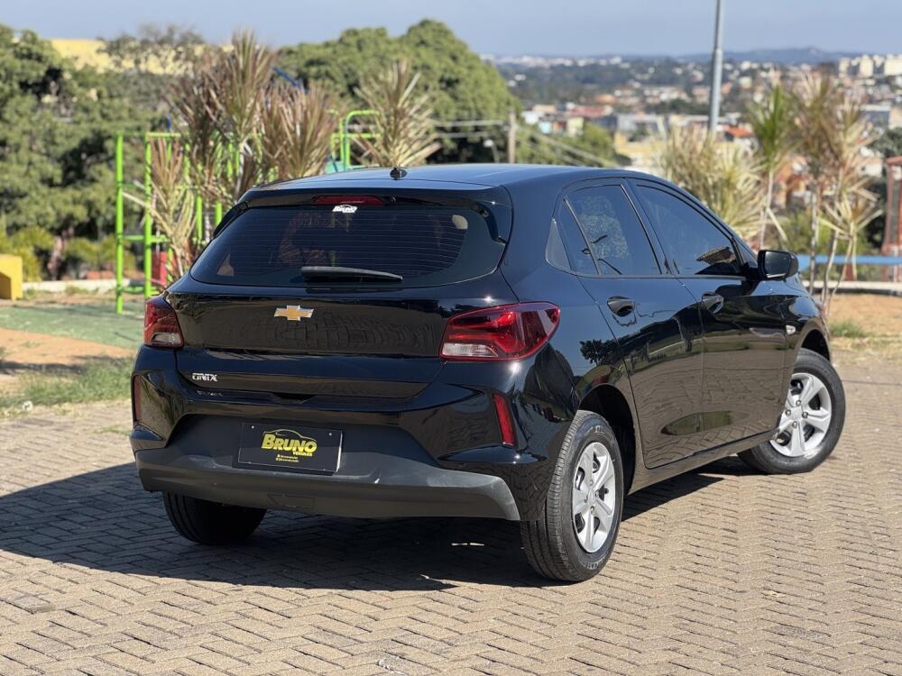Chevrolet Onix Hatch