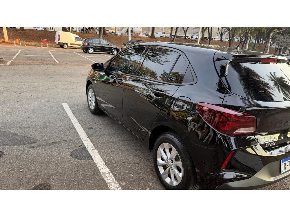 Chevrolet Onix Hatch