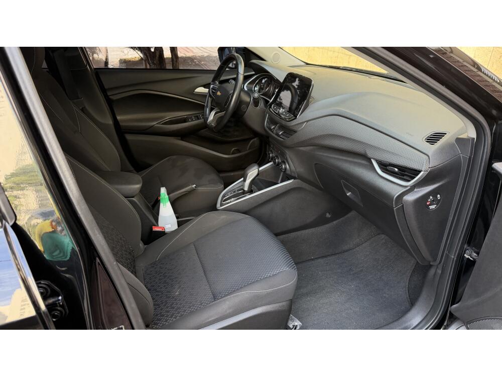 Chevrolet Onix Hatch