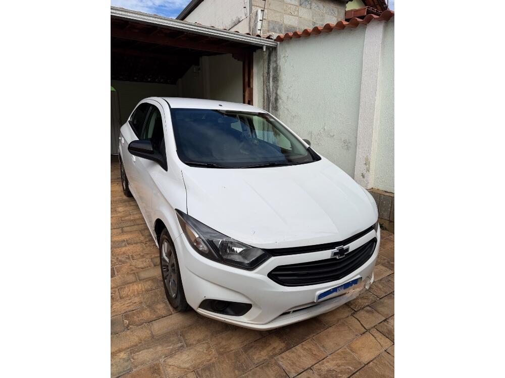 Chevrolet Onix Hatch