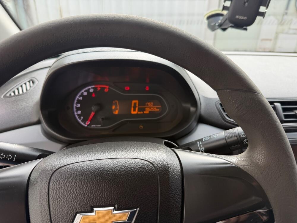 Chevrolet Onix Hatch