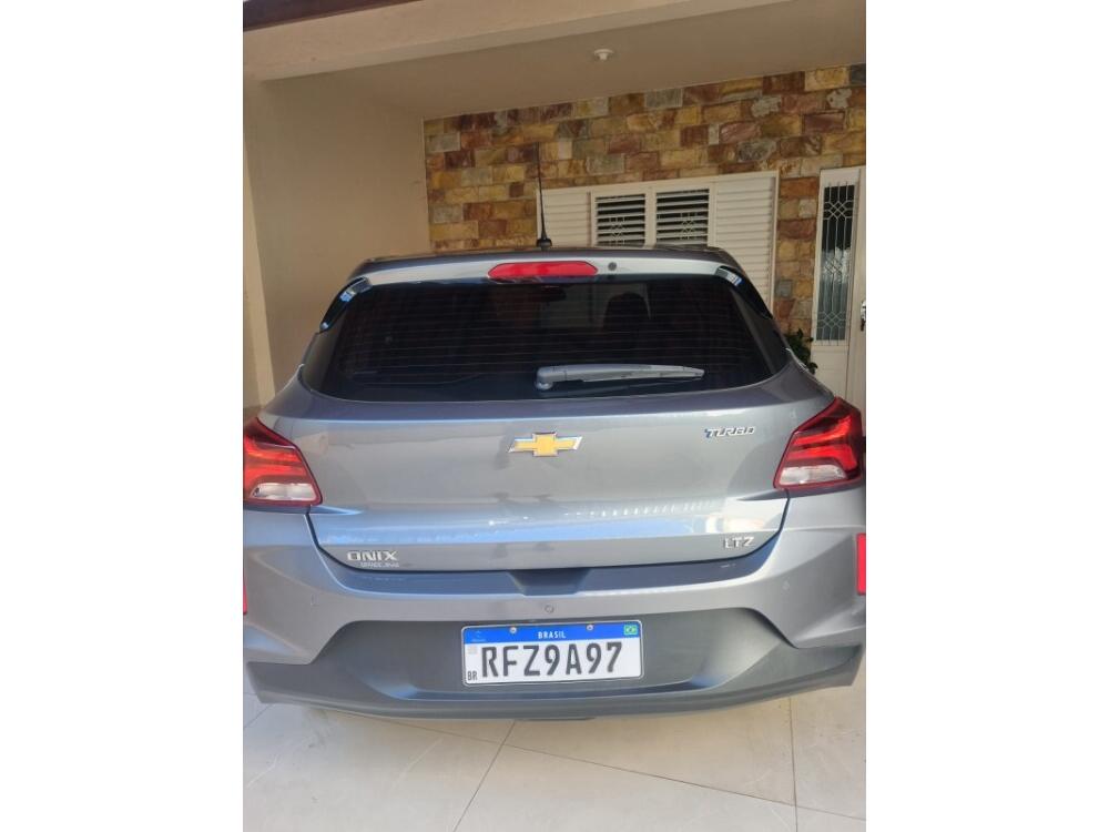 Chevrolet Onix Hatch