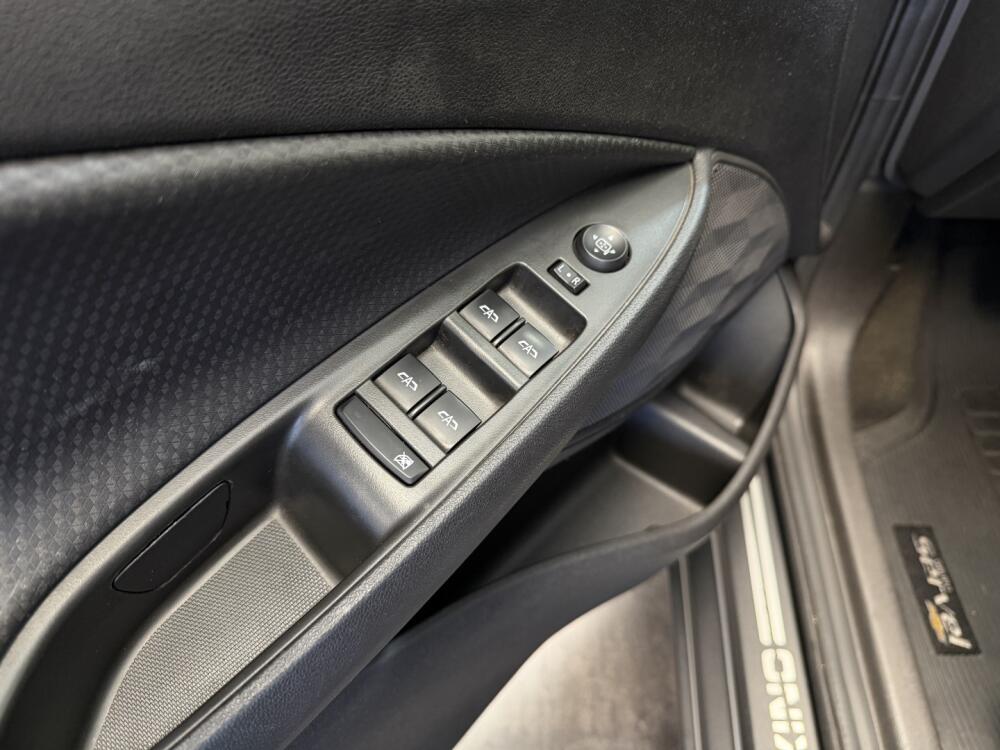 Chevrolet Onix Hatch