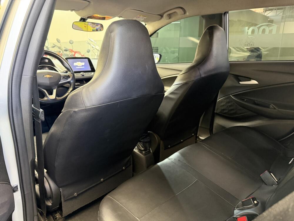Chevrolet Onix Hatch