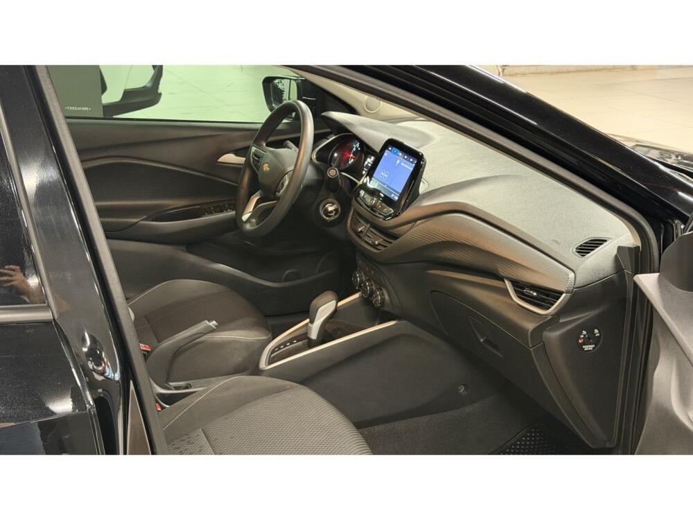 Chevrolet Onix Hatch