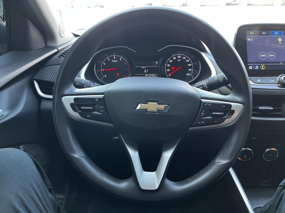 Chevrolet Onix Hatch