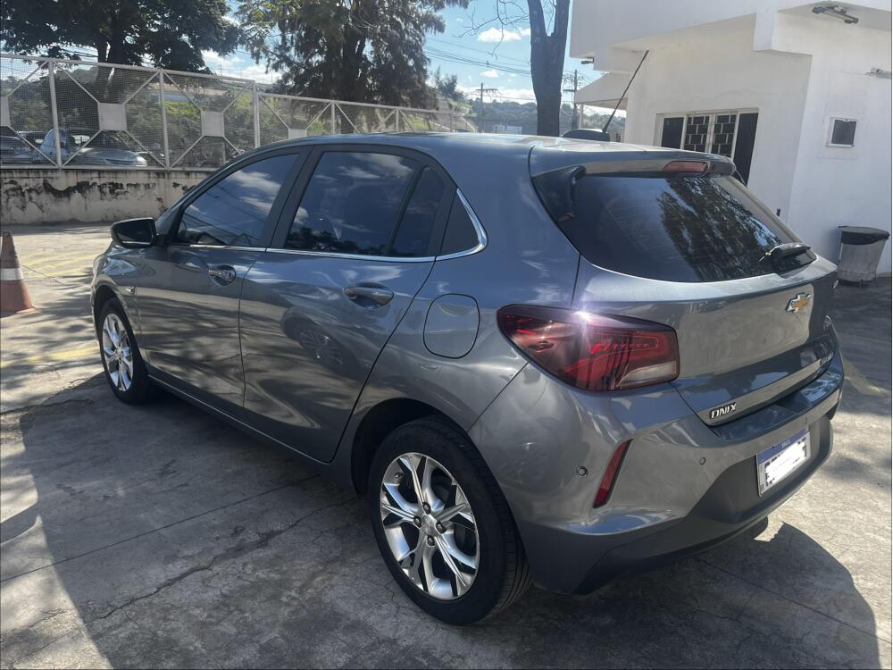 Chevrolet Onix Hatch