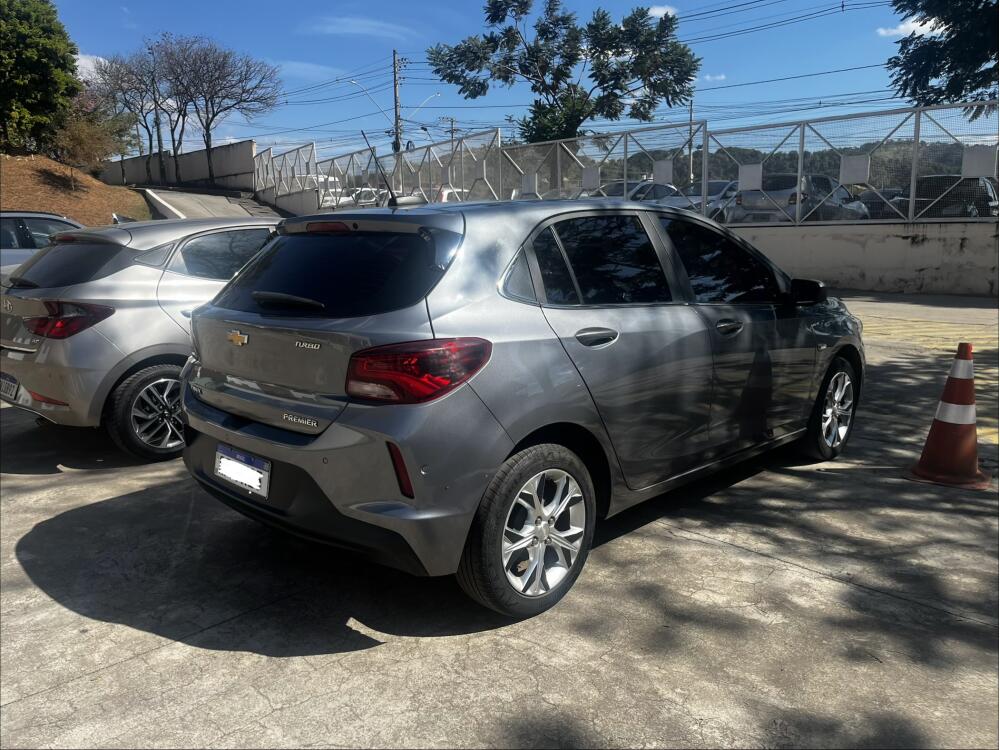 Chevrolet Onix Hatch