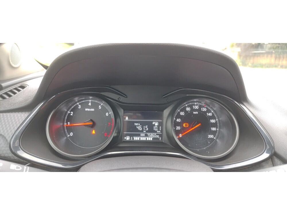 Chevrolet Onix Hatch
