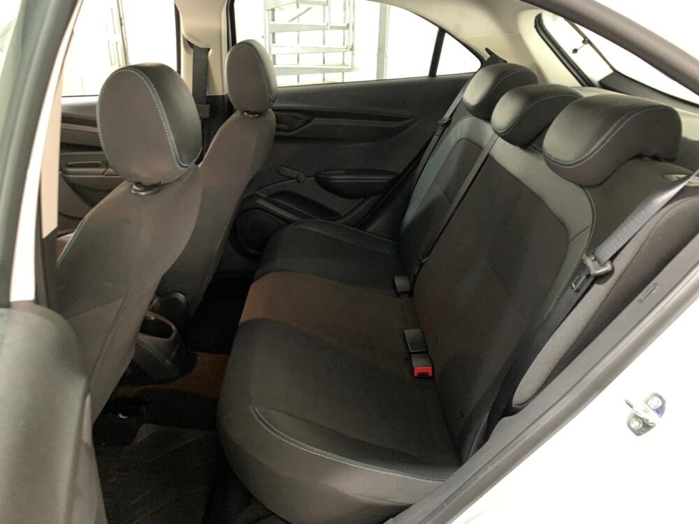 Chevrolet Onix Hatch