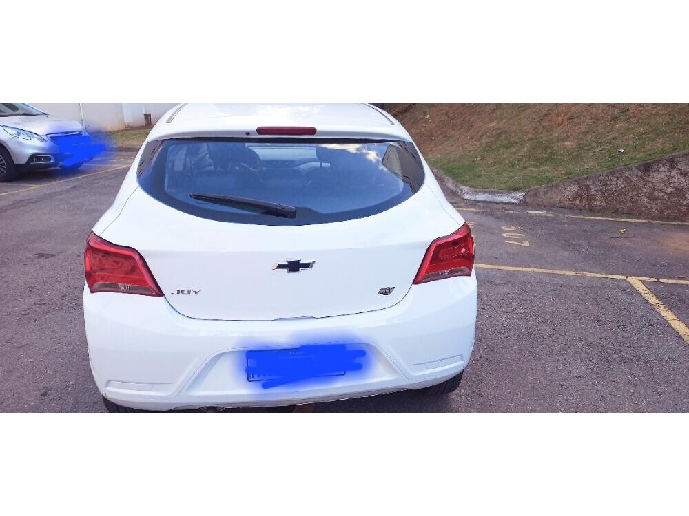 Chevrolet Onix Hatch