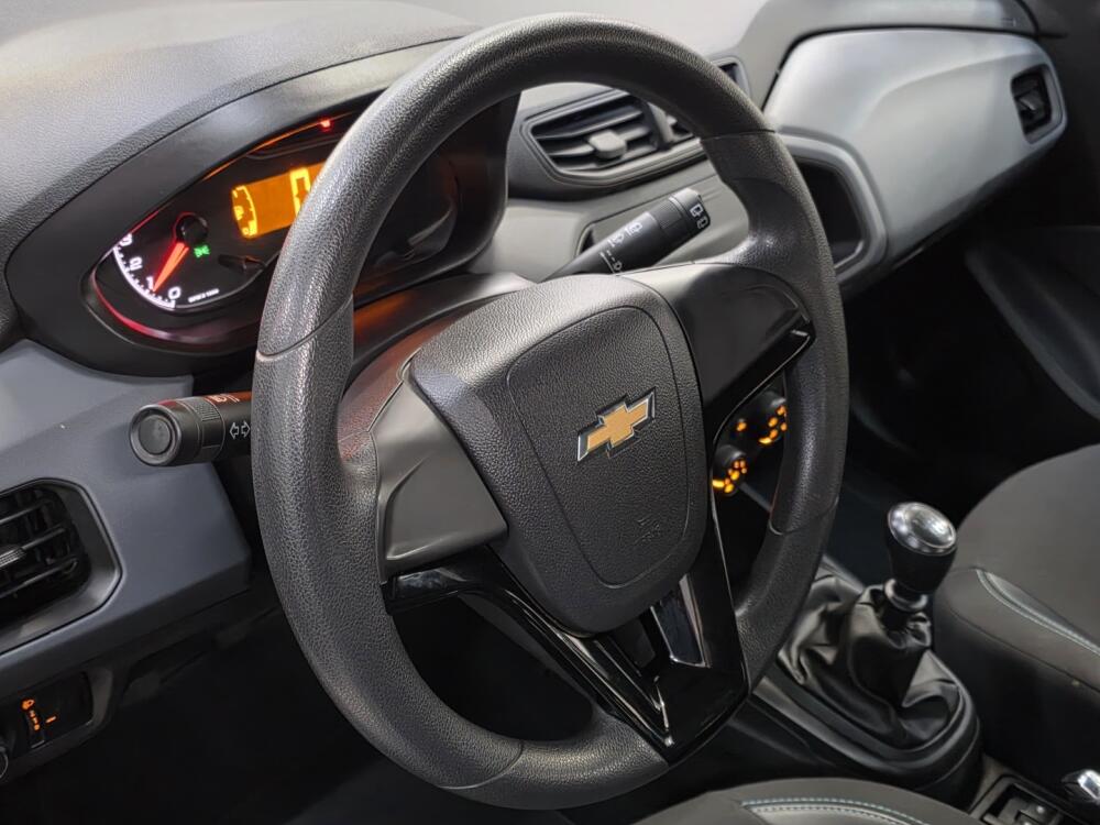 Chevrolet Onix Hatch