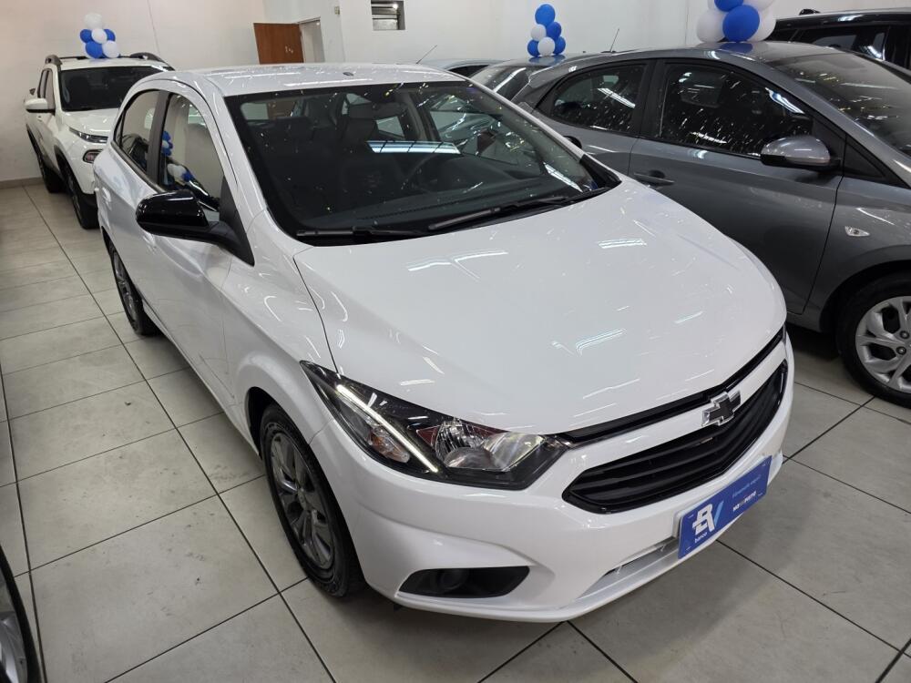 Chevrolet Onix Hatch
