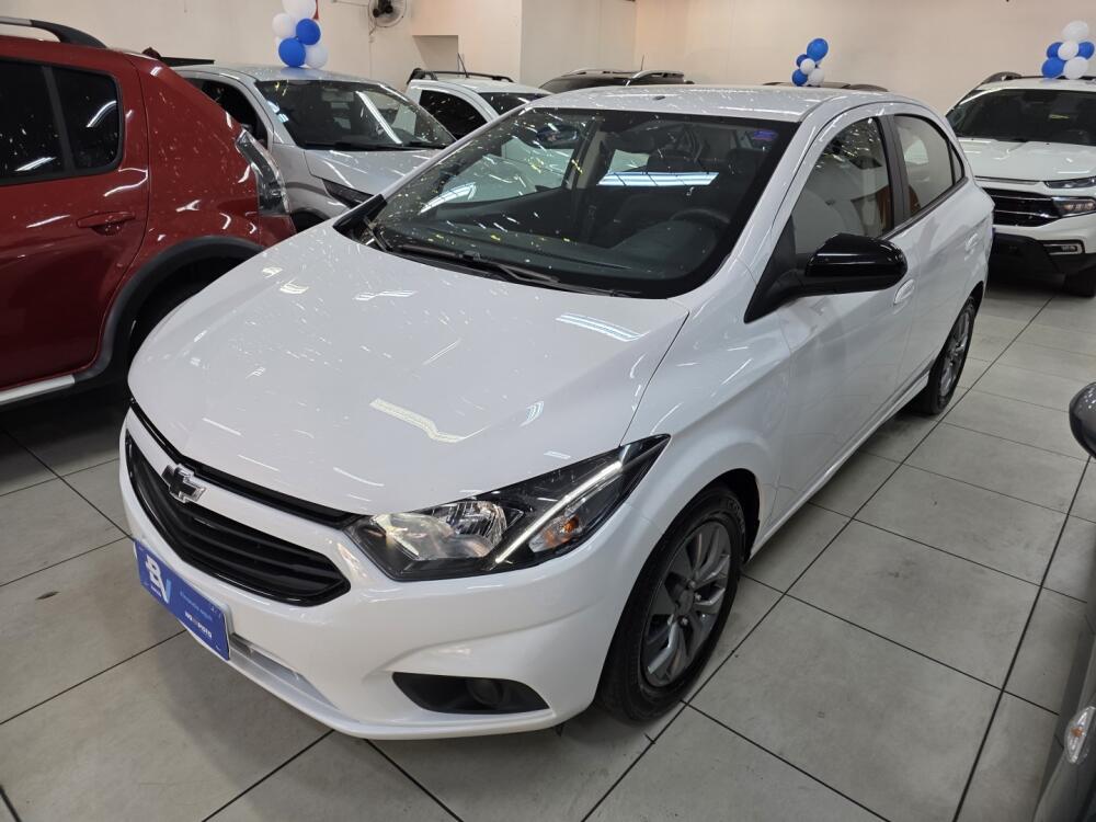Chevrolet Onix Hatch