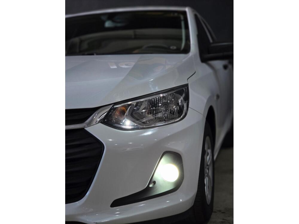 Chevrolet Onix Hatch