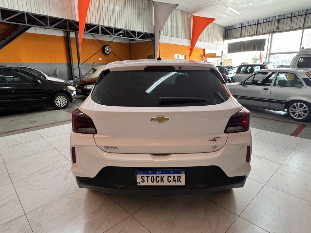 Chevrolet Onix Hatch