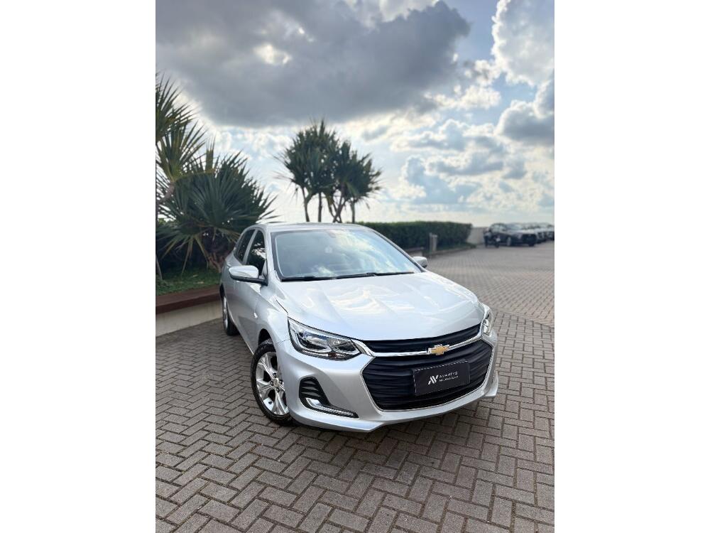 Chevrolet Onix Hatch