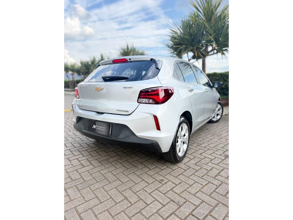 Chevrolet Onix Hatch