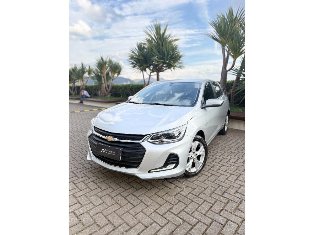 Chevrolet Onix Hatch