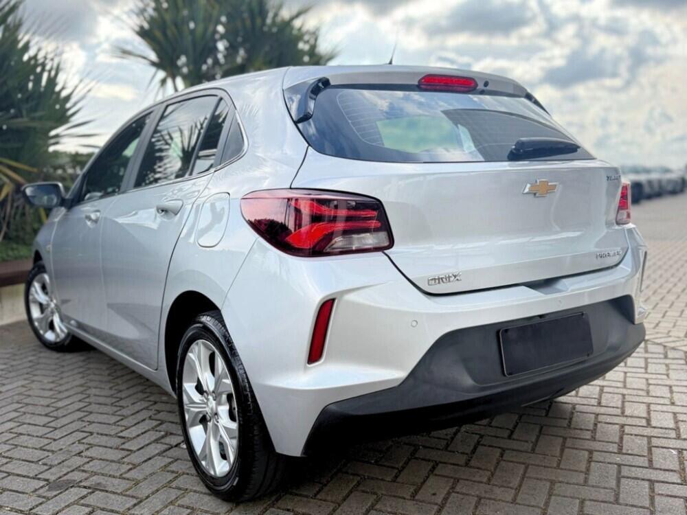 Chevrolet Onix Hatch