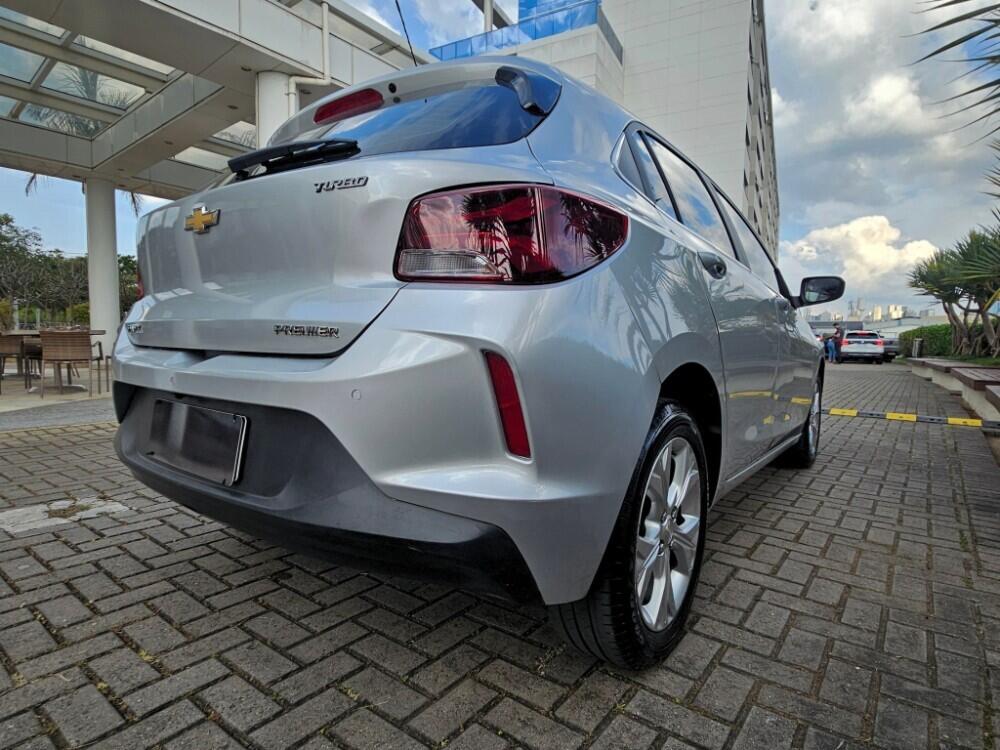 Chevrolet Onix Hatch