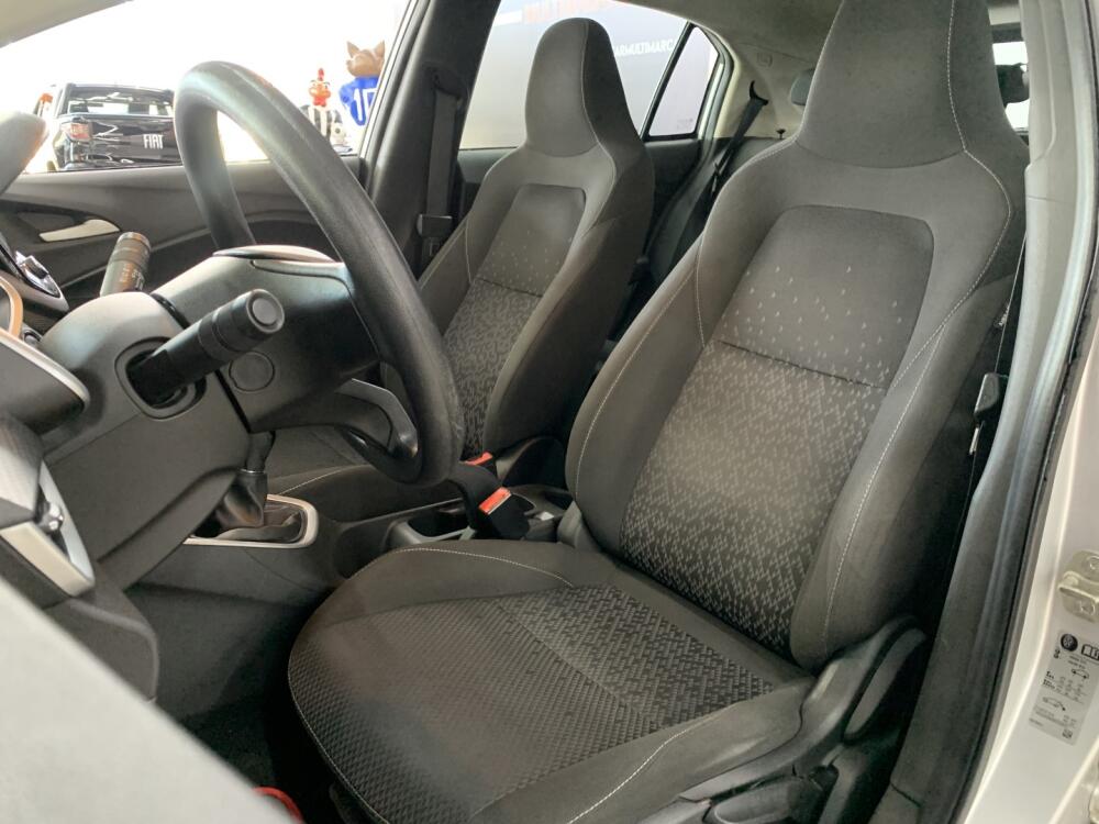 Chevrolet Onix Hatch