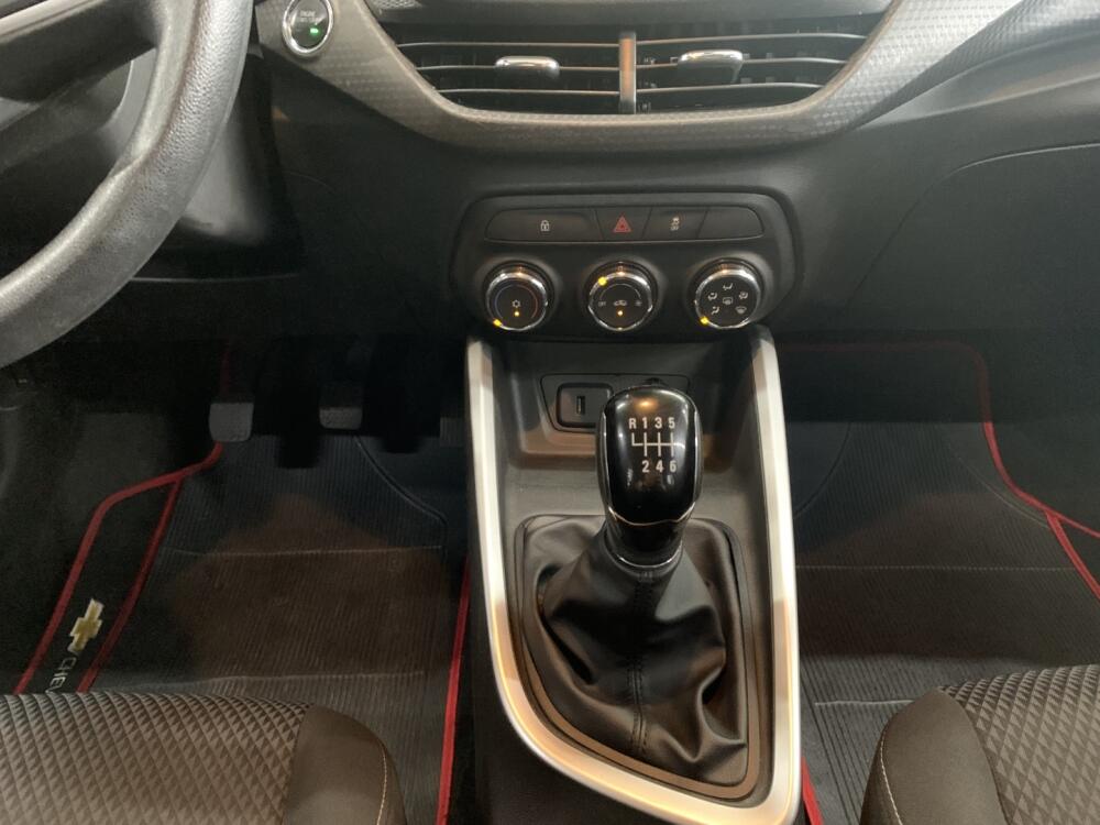 Chevrolet Onix Hatch