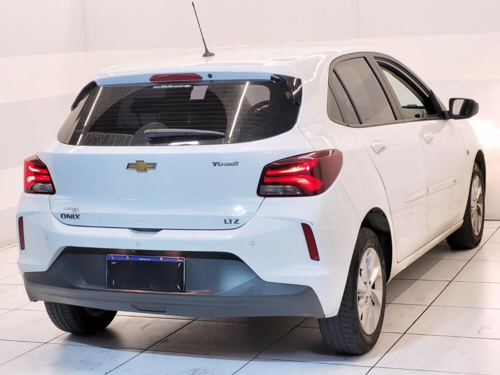 Chevrolet Onix Hatch