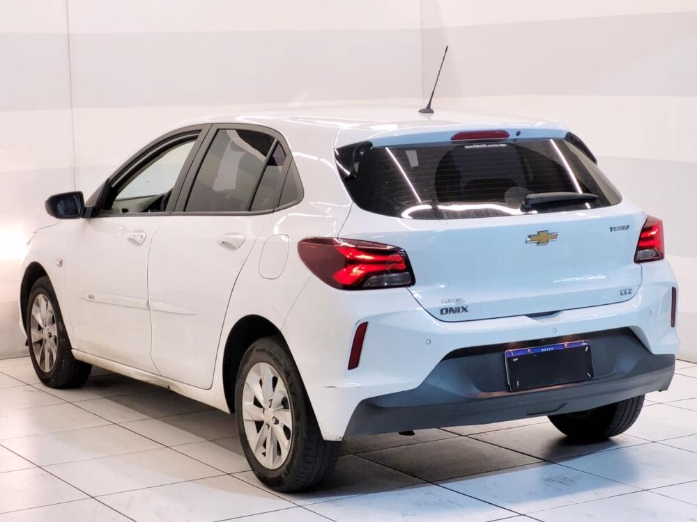 Chevrolet Onix Hatch