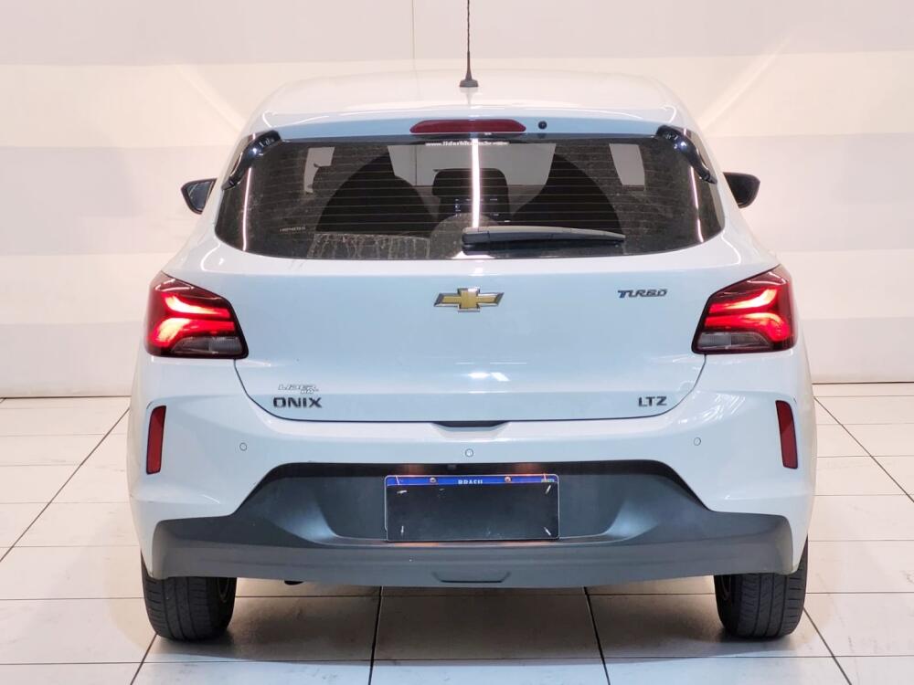 Chevrolet Onix Hatch