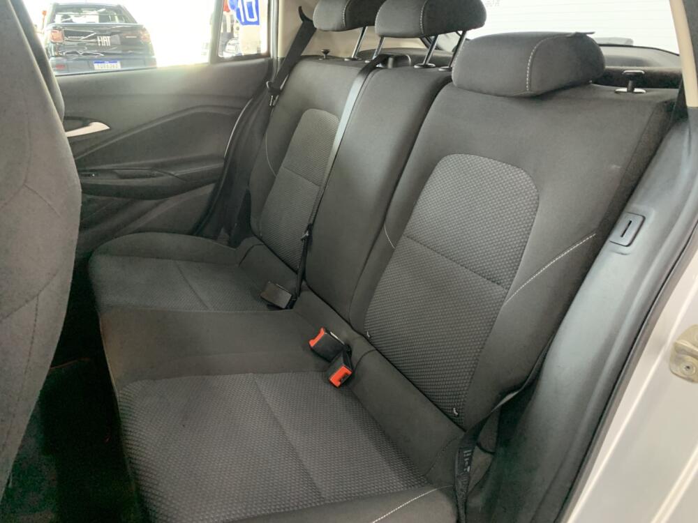 Chevrolet Onix Hatch