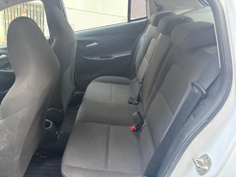 Chevrolet Onix Hatch