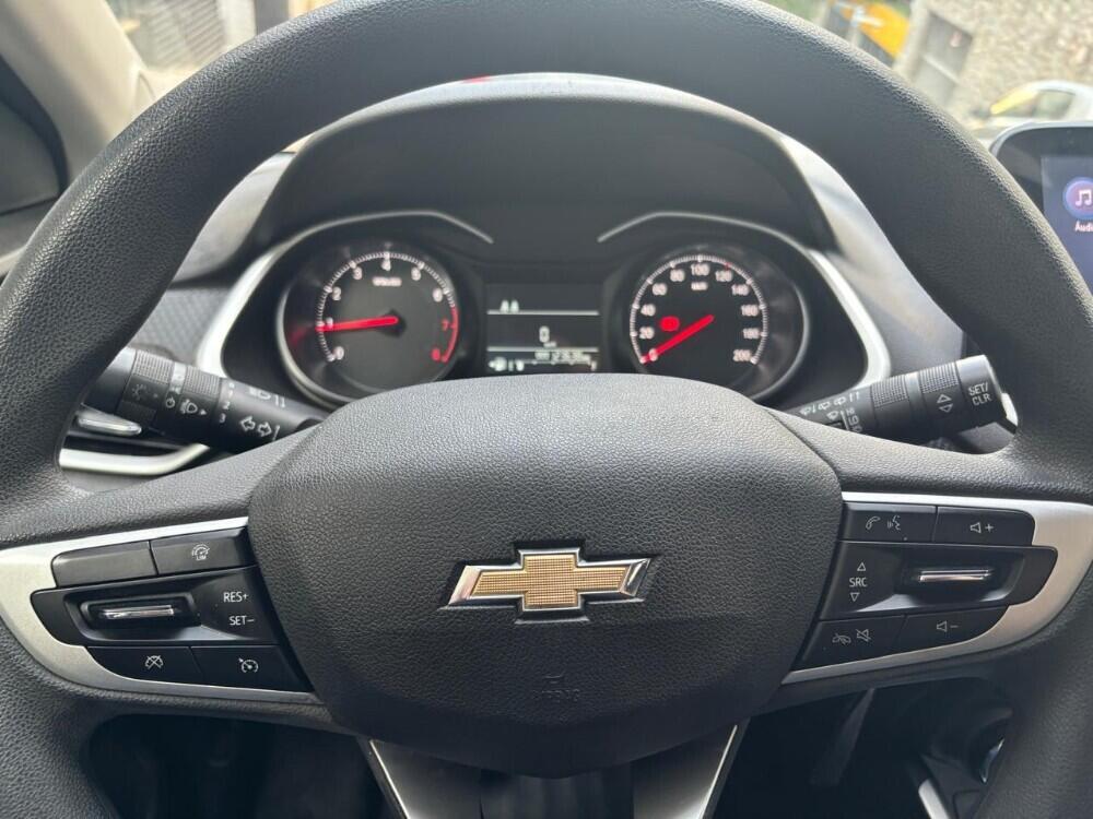 Chevrolet Onix Hatch