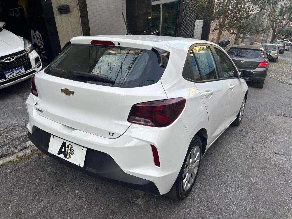 Chevrolet Onix Hatch