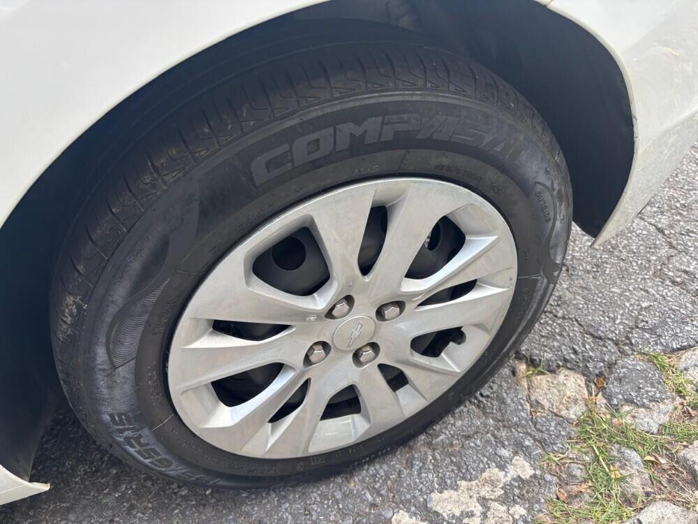 Chevrolet Onix Hatch