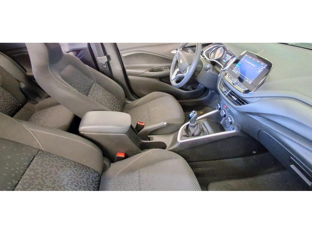 Chevrolet Onix Hatch